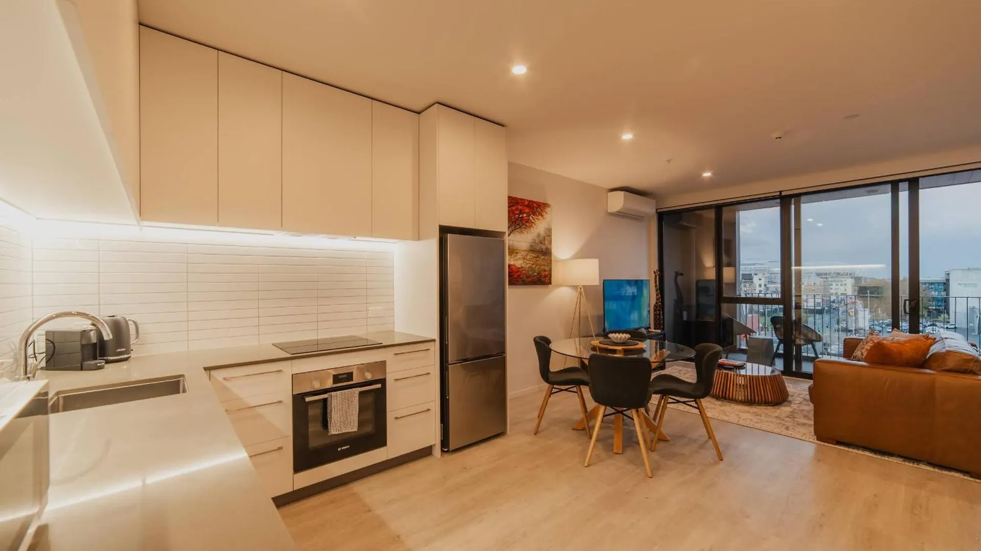 Central 1Br Apt - Balcony Kitchen & Bath Christchurch 0*,  New Zealand