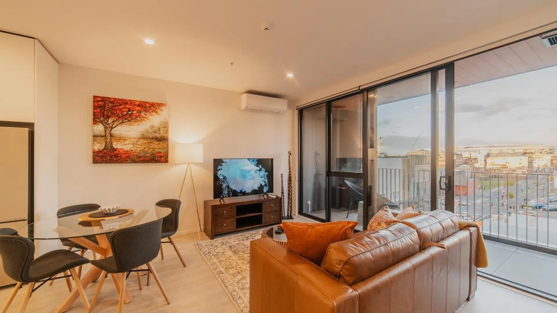Apartment Central 1Br Apt - Balcony Kitchen & Bath Christchurch